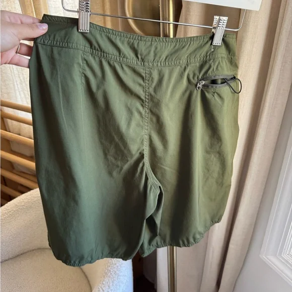Patagonia Men Sage Green Lace-Up Shorts | 31 - Picture 4 of 5